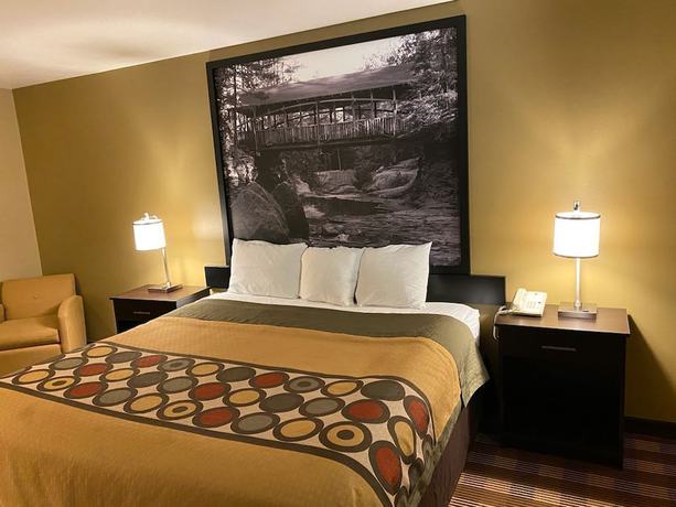 Imagen de la habitación del Hotel Super 8 By Wyndham Eau Claire Wi. Foto 14