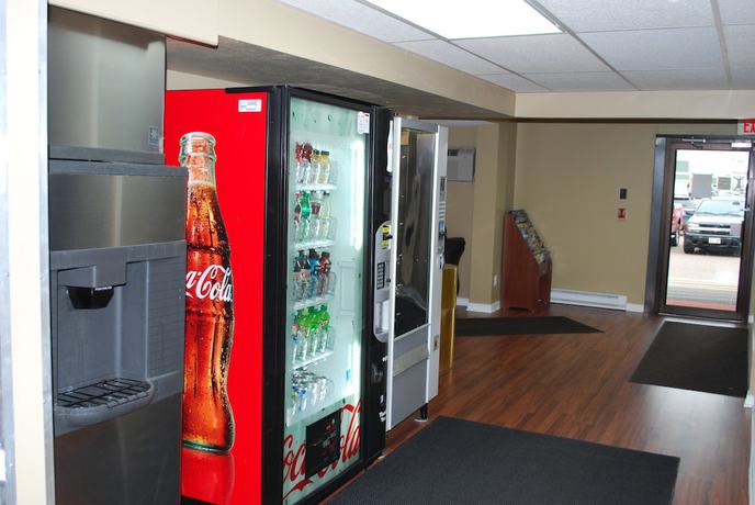 Imagen de los interiores del Hotel Super 8 By Wyndham Eau Claire Wi. Foto 19