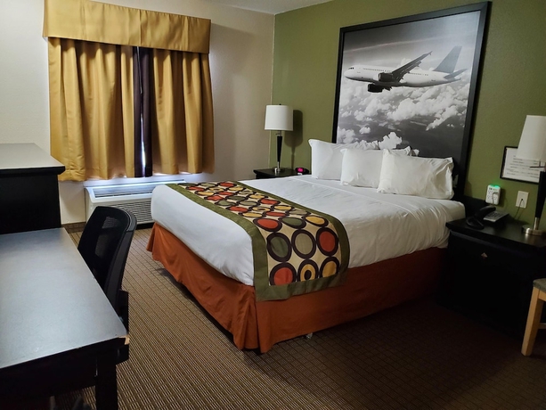 Imagen de la habitación del Hotel Super 8 By Wyndham Edmonton International Airport. Foto 12