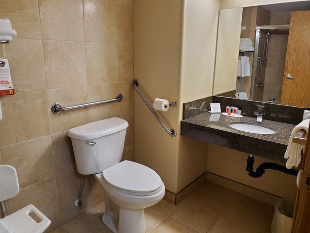 Imagen de la habitación del Hotel Super 8 By Wyndham Edmonton International Airport. Foto 18