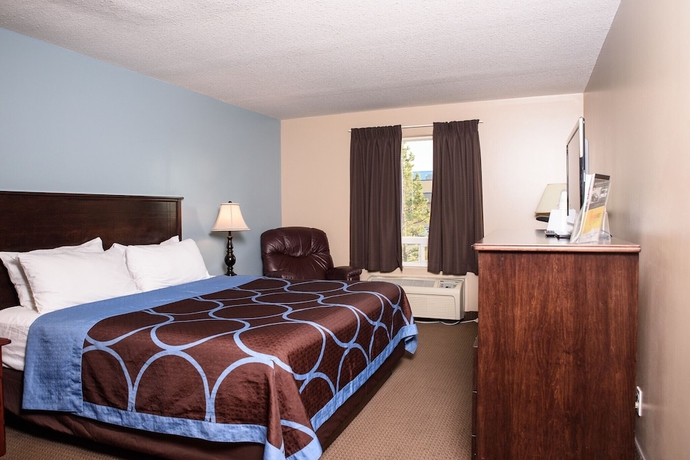 Imagen de la habitación del Hotel Super 8 By Wyndham Edmonton South. Foto 13