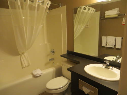 Imagen de la habitación del Hotel Super 8 By Wyndham Edson. Foto 2
