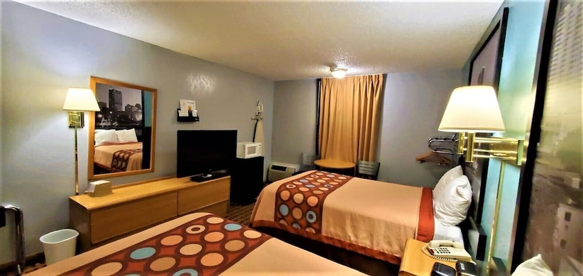 Imagen de la habitación del Hotel Super 8 By Wyndham Elk City. Foto 13