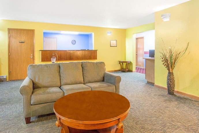 Imagen de la habitación del Hotel Super 8 By Wyndham Escanaba. Foto 16