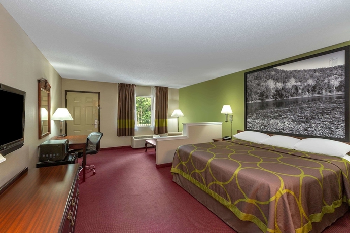 Imagen de la habitación del Hotel Super 8 By Wyndham Eureka Springs. Foto 5