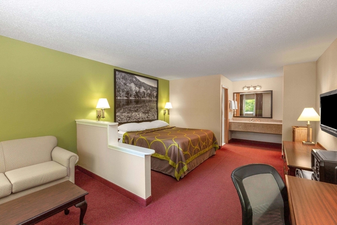 Imagen de la habitación del Hotel Super 8 By Wyndham Eureka Springs. Foto 10
