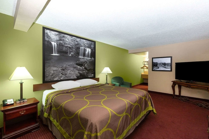 Imagen de la habitación del Hotel Super 8 By Wyndham Eureka Springs. Foto 15