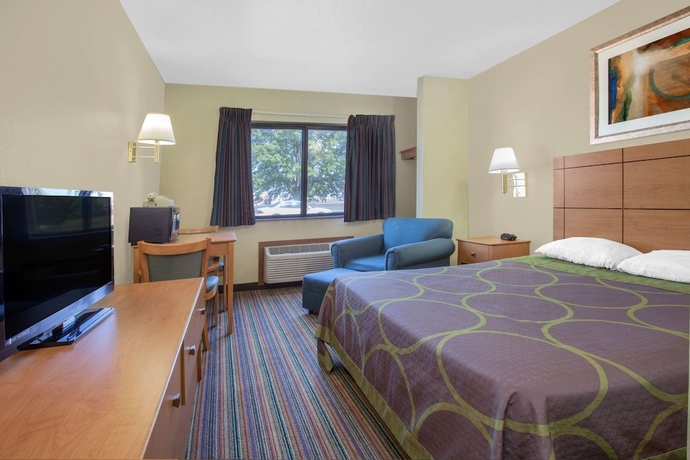 Imagen de la habitación del Hotel Super 8 By Wyndham Evansville East. Foto 10