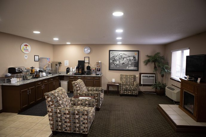Imagen de los interiores del Hotel Super 8 By Wyndham Fairmont, Bentons Ferry. Foto 19