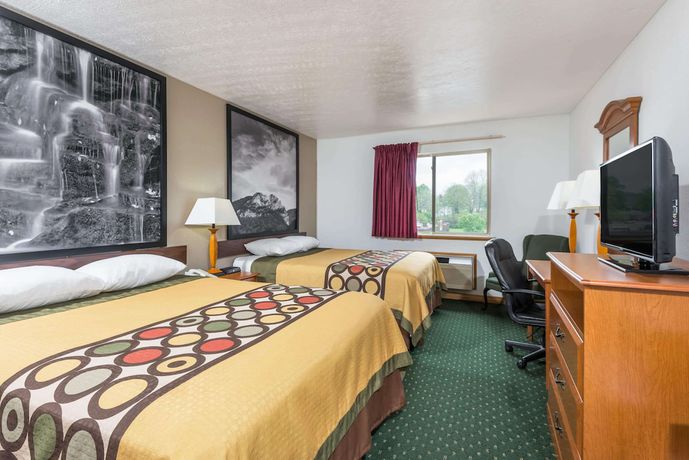 Imagen de la habitación del Hotel Super 8 By Wyndham Fairmont, Bentons Ferry. Foto 16