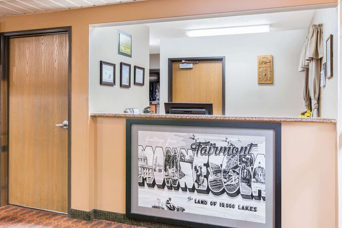 Imagen de los interiores del Hotel Super 8 By Wyndham Fairmont, Fairmont. Foto 15
