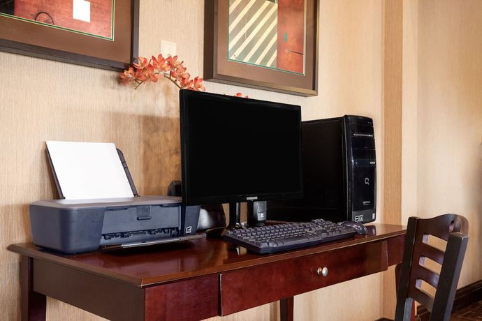 Imagen de los interiores del Hotel Super 8 By Wyndham Fairview Heights-st. Louis. Foto 14