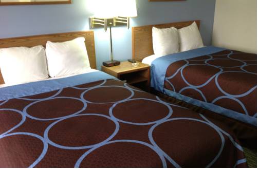 Imagen de la habitación del Hotel Super 8 By Wyndham Fayetteville, Fayetteville. Foto 10