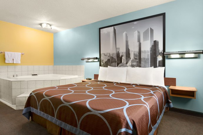 Imagen de la habitación del Hotel Super 8 By Wyndham Findlay. Foto 6