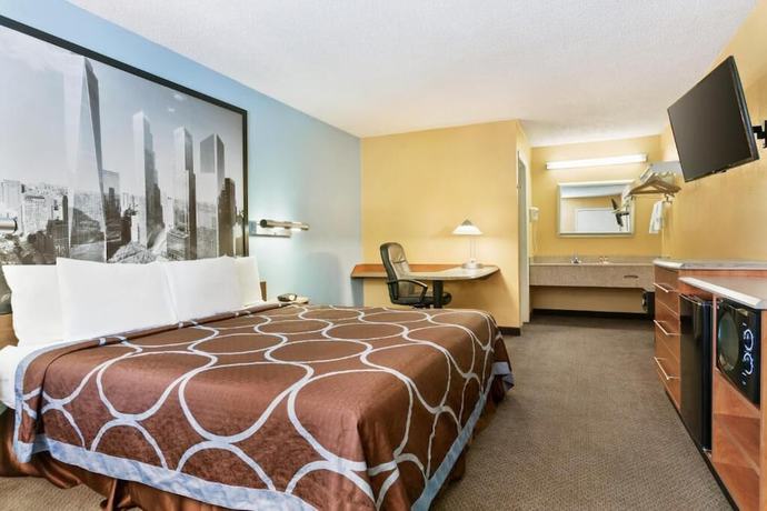 Imagen de la habitación del Hotel Super 8 By Wyndham Findlay. Foto 8