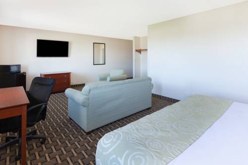 Imagen de la habitación del Hotel Super 8 By Wyndham Flint Township Miller Rd/bishop. Foto 5