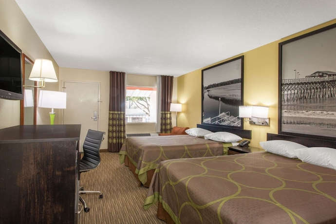 Imagen de la habitación del Hotel Super 8 By Wyndham Florence. Foto 2