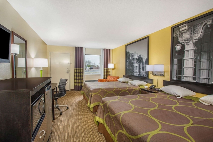 Imagen de la habitación del Hotel Super 8 By Wyndham Florence. Foto 9