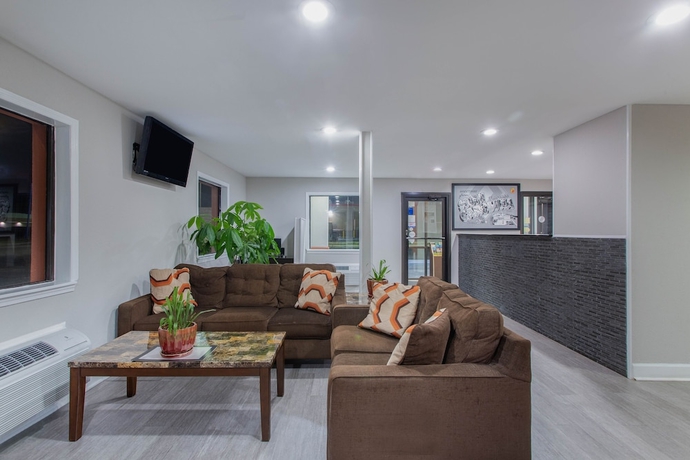 Imagen de los interiores del Hotel Super 8 By Wyndham Florence. Foto 19