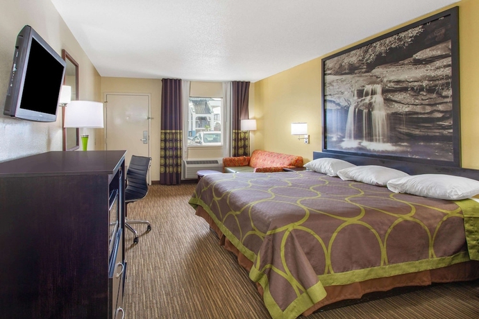 Imagen de la habitación del Hotel Super 8 By Wyndham Florence. Foto 14