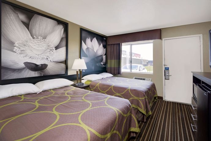 Imagen de la habitación del Hotel Super 8 By Wyndham Florence, Florence. Foto 7