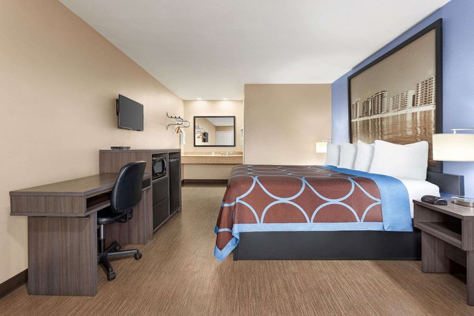 Imagen de la habitación del Hotel Super 8 By Wyndham Foley. Foto 10