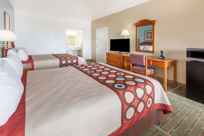 Imagen de la habitación del Hotel Super 8 By Wyndham Forney/east Dallas. Foto 7