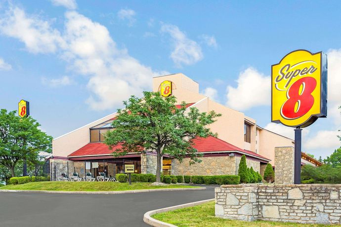Imagen general del Hotel Super 8 By Wyndham Fort Mitchell Cincinnati Area. Foto 2