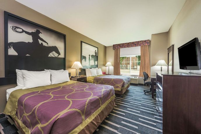 Imagen de la habitación del Hotel Super 8 By Wyndham Fort Worth North. Foto 7