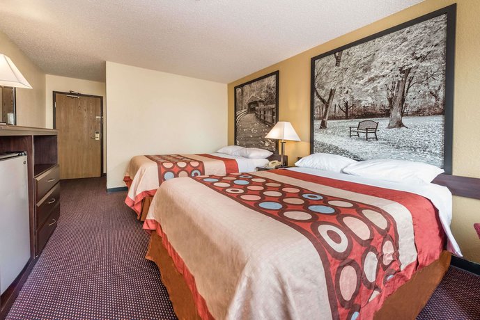 Imagen de la habitación del Hotel Super 8 By Wyndham Franklin/middletown Area. Foto 4