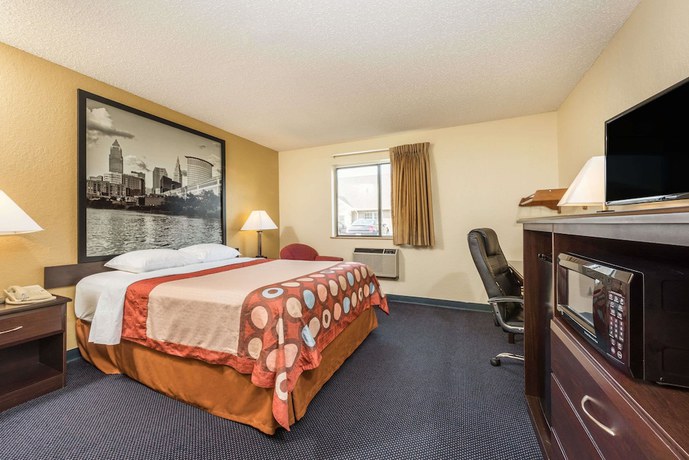 Imagen de la habitación del Hotel Super 8 By Wyndham Franklin/middletown Area. Foto 14