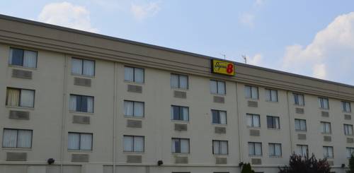 Imagen general del Hotel Super 8 By Wyndham Frederick. Foto 3