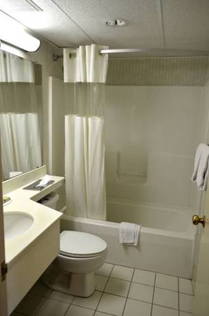 Imagen de la habitación del Hotel Super 8 By Wyndham Frederick. Foto 6