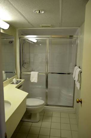 Imagen de la habitación del Hotel Super 8 By Wyndham Frederick. Foto 7