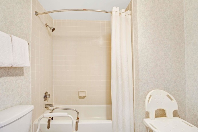 Imagen de la habitación del Hotel Super 8 By Wyndham Fredericksburg, Fredericksburg. Foto 13