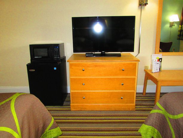 Imagen de la habitación del Hotel Super 8 By Wyndham Ft Walton Beach. Foto 19