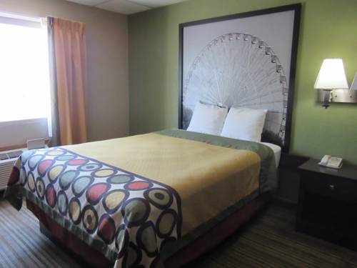 Imagen de la habitación del Hotel Super 8 By Wyndham Gainesville Tx. Foto 6