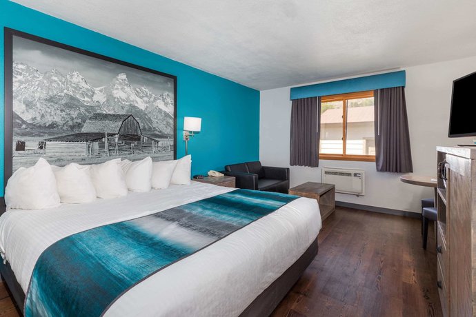 Imagen de la habitación del Hotel Super 8 By Wyndham Gardiner/yellowstone Park Area. Foto 9