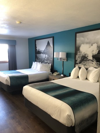 Imagen de la habitación del Hotel Super 8 By Wyndham Gardiner/yellowstone Park Area. Foto 10