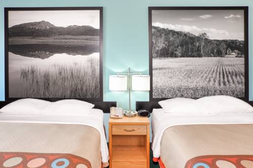 Imagen de la habitación del Hotel Super 8 By Wyndham Gas City Marion Area. Foto 9