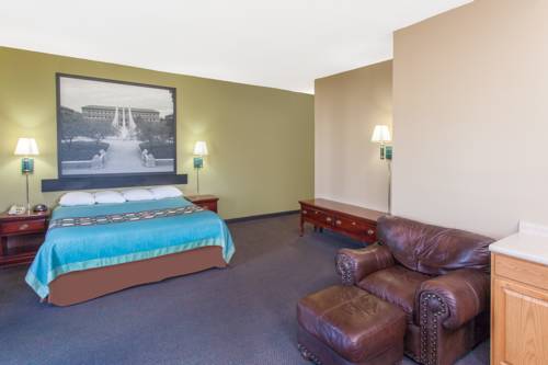 Imagen de la habitación del Hotel Super 8 By Wyndham Goshen. Foto 10