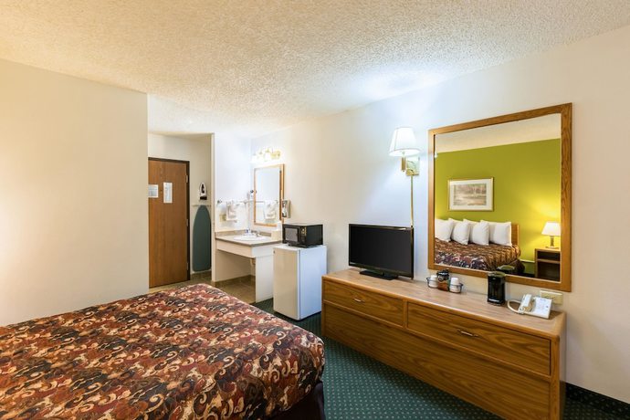 Imagen de la habitación del Hotel Super 8 By Wyndham Grand Island South. Foto 4