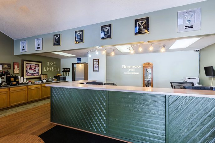 Imagen de los interiores del Hotel Super 8 By Wyndham Grand Island South. Foto 19