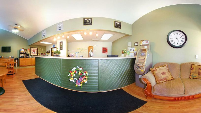 Imagen de los interiores del Hotel Super 8 By Wyndham Grand Island South. Foto 20