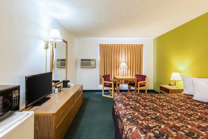 Imagen de la habitación del Hotel Super 8 By Wyndham Grand Island South. Foto 15