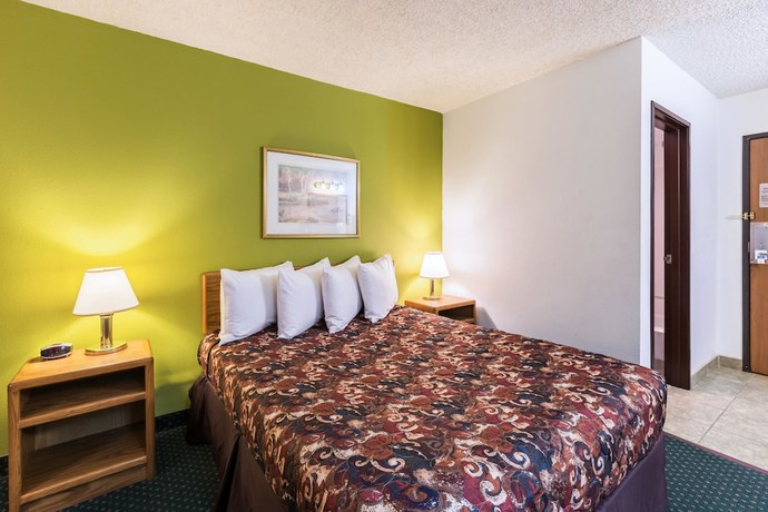 Imagen de la habitación del Hotel Super 8 By Wyndham Grand Island South. Foto 17