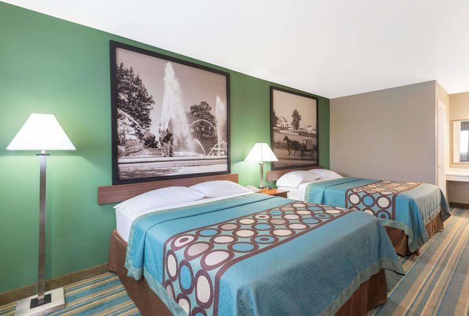 Imagen de la habitación del Hotel Super 8 By Wyndham Greencastle. Foto 3