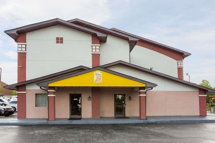 Imagen general del Hotel Super 8 By Wyndham Greensboro/coliseum/conv.. Foto 1