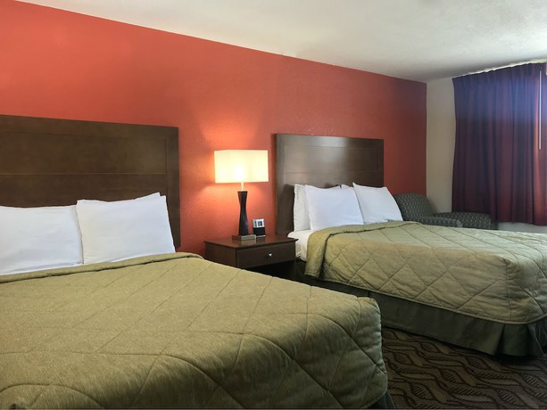 Imagen de la habitación del Hotel Super 8 By Wyndham Greensburg. Foto 4