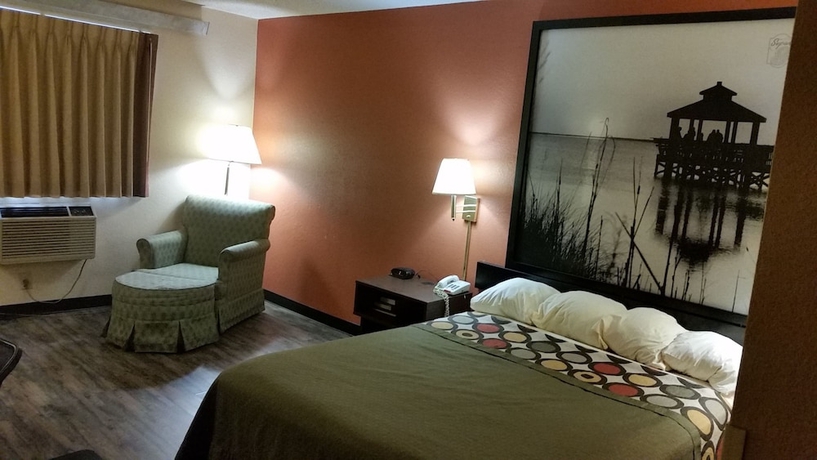 Imagen de la habitación del Hotel Super 8 By Wyndham Greenville. Foto 13